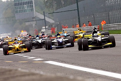 L'Auto Gp si unisce al WTCC nel 2011