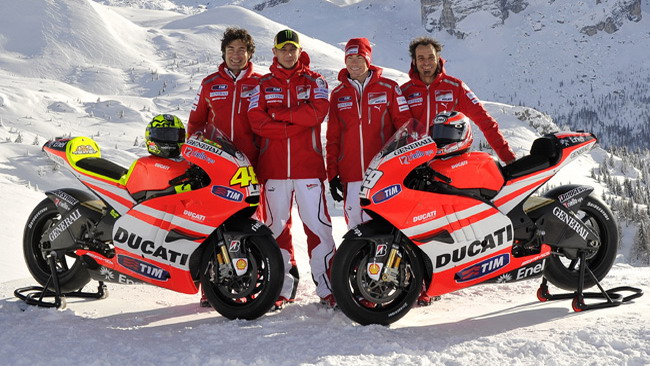 Guareschi introduce le novità della Desmosedici GP11
