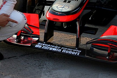 Sulla McLaren spunta un messaggio per Kubica