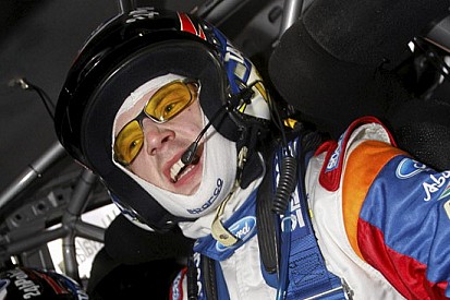 Latvala sbatte e accorcia i test portoghesi della Ford
