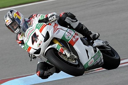 Brutta caduta per Rea a Phillip Island, ma sta bene