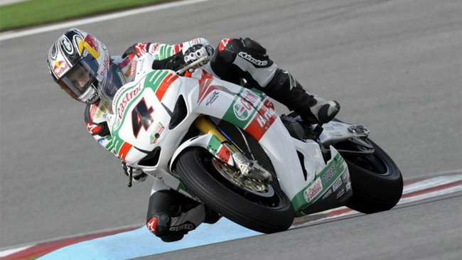 Brutta caduta per Rea a Phillip Island, ma sta bene