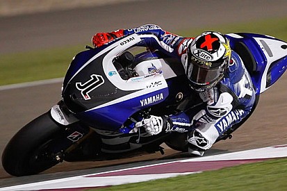 Le Yamaha si avvicinano alle Honda a Losail