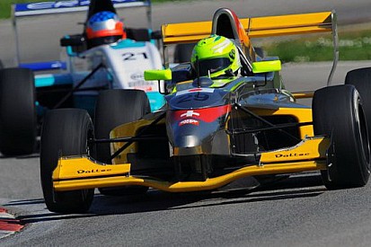F2000 Light: A Von Grunigen la Opening Serie