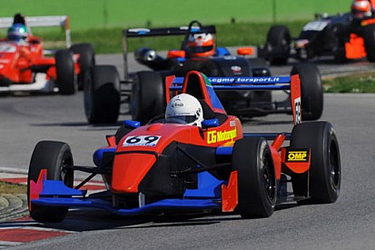 Cambia il calendario della Formula 2000 Light