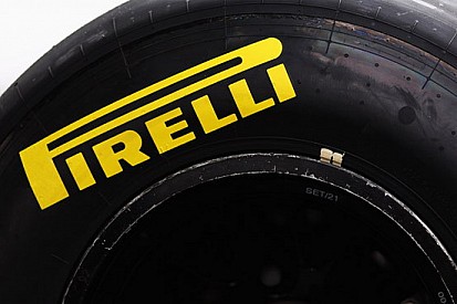 Pirelli aggiunge una striscia gialla alle gomme soft