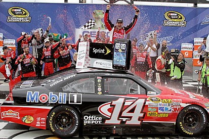 Stewart inizia alla grande la Chase for the Cup