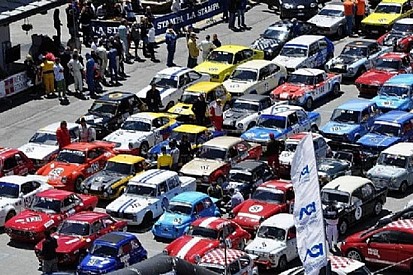 Un bagno di folla attende il Giro d’Italia Automobilistico