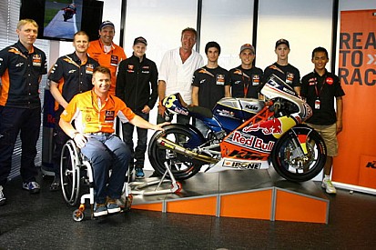 KTM presenta la moto clienti per la classe Moto3