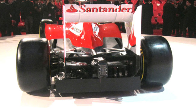 F138: tre pinne per un doppio diffusore.... virtuale