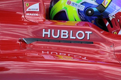 La Ferrari cambia volto: scarichi, sfoghi e fondo