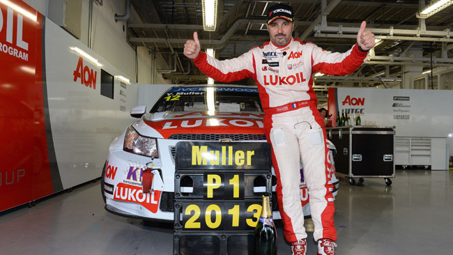 Suzuka, Gara 1: Trionfo di Michelisz, Muller Campione!