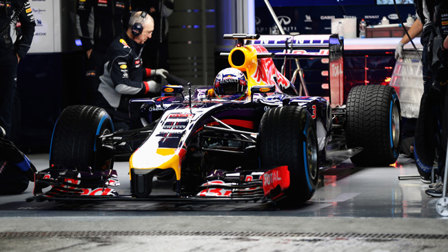 Red Bull Racing prepara una RB10 intermedia