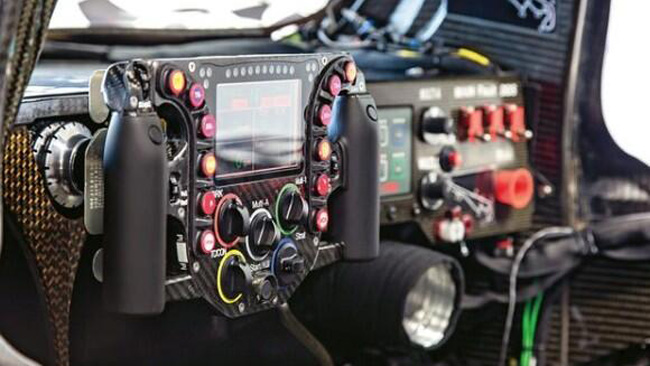 Porsche 919: volante più estremo di quelli di F.1!