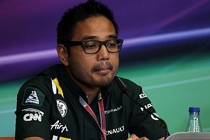 Il CEO Riad Asmat lascia la Caterham