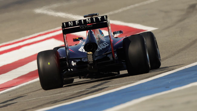 Vettel fermo nel terzo settore: bandiera rossa!