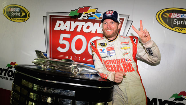 Dale Earnhardt Jr trionfa alla Daytona 500