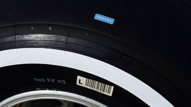 Pirelli sperimenta i termo-adesivi sulle gomme