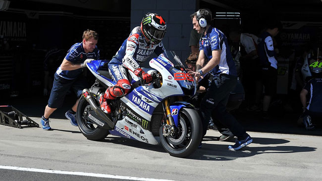 Phillip Island, Day 2: Lorenzo si conferma al top