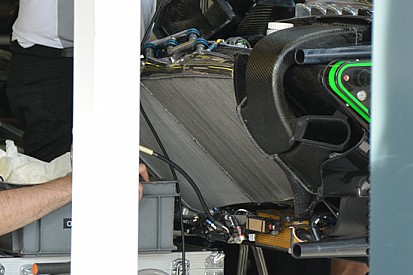McLaren: i radiatori sono inclinati indietro