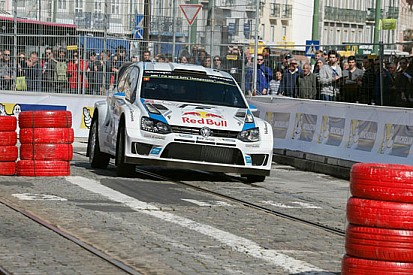 Portogallo, PS1: Ogier guida la tripletta Volkswagen