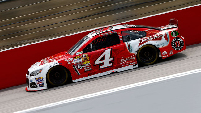Kevin Harvick centra la pole position a Darlington
