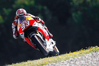 Marquez scatenato: quarta pole e record di Jerez!
