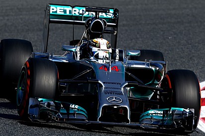 Barcellona, Libere 1: Hamilton ok, guai per Rosberg