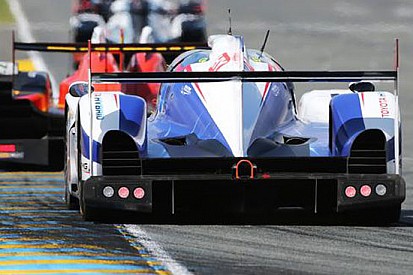 Le Mans, 5° Ora: Duello fra Toyota e Porsche