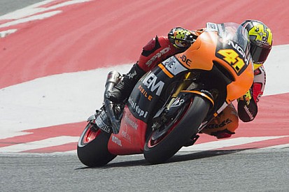 Aleix Espargaro sorpreso dal nuovo telaio Forward