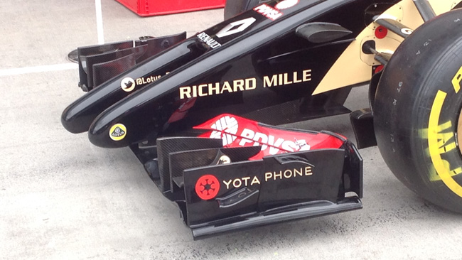 Lotus non tratta il motore Mercedes per il 2015