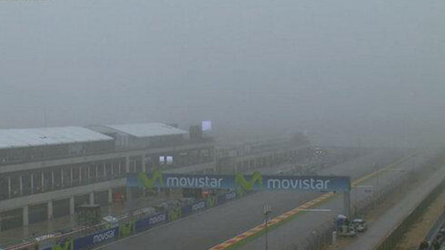 Tanta nebbia ad Aragon: i warm-up slittano di un'ora