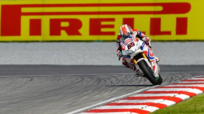 Jonathan Rea punta al podio a Magny-Cours