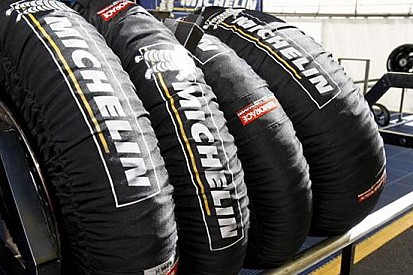 La Michelin vuole provare su tutte le piste nel 2015
