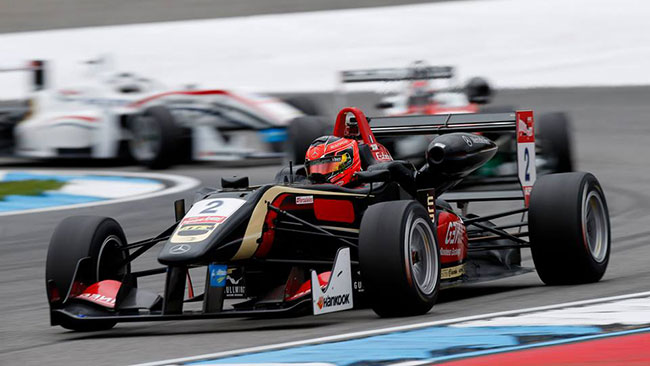 Verstappen porta a casa Gara 1 in Germania