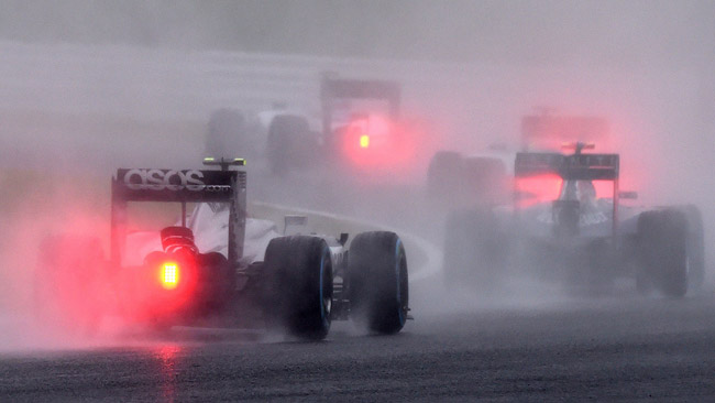 Team e piloti chiedono gomme da bagnato migliori