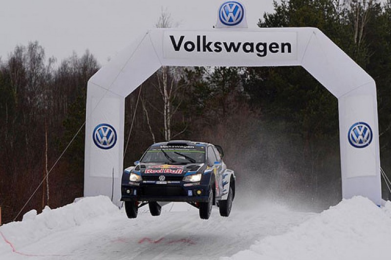 Svezia, PS19: Ogier inizia bene il giorno finale