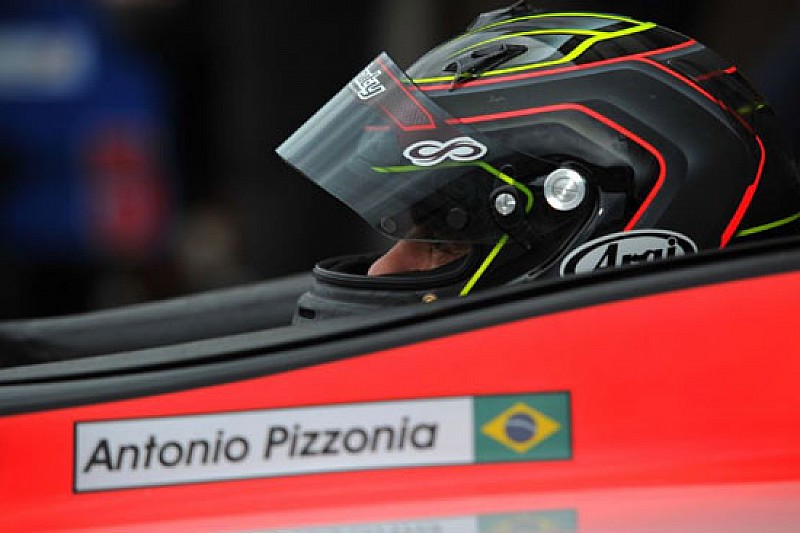 Pizzonia firma la prima pole del 2015 a Budapest
