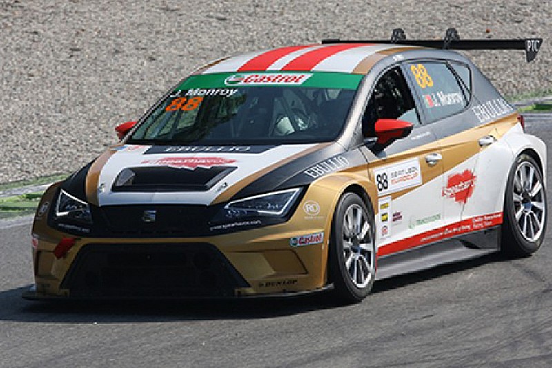 La Veloso Motorsport in pista con Monroy e Mora