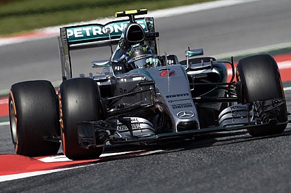 Barcellona, Libere 3: Rosberg rispunta, Vettel incalza