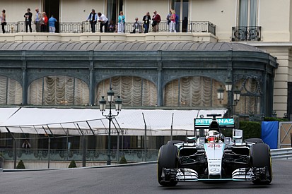 Hamilton est confiant après les premiers essais libres