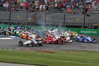 Após apelação da Penske, Indy reduz penalidade a Hélio Castroneves