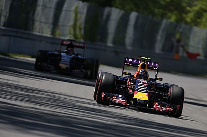 Kvyat superó a Ricciardo en la clasificación
