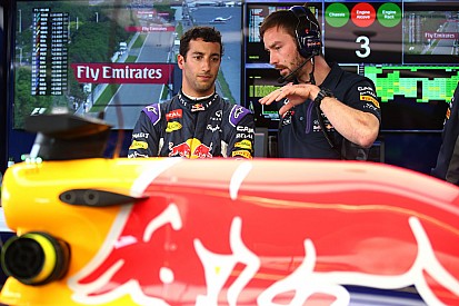 Ricciardo considera possibilidade de sair da Red Bull