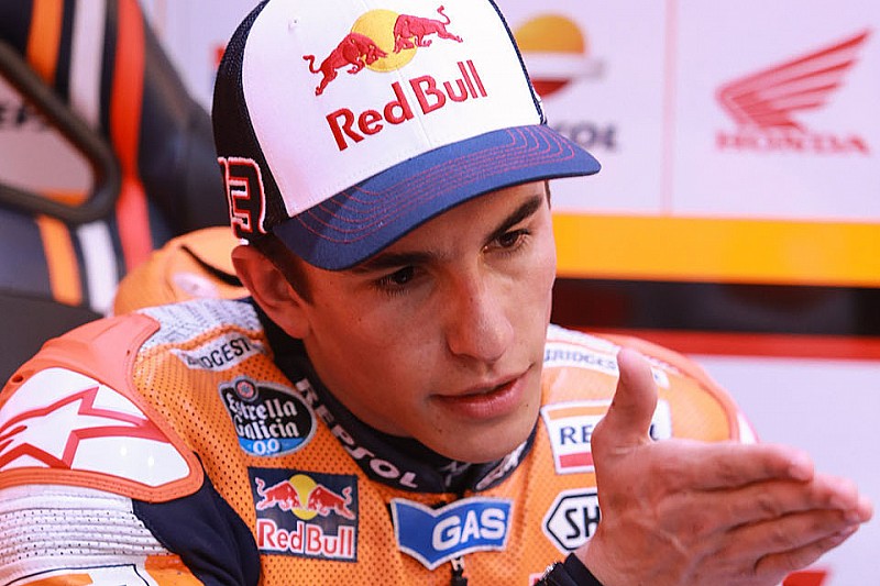 Rossi épargné par l'arm-pump, Márquez peut-être pas