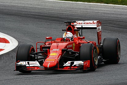 Vettel lidera la práctica 3 y Alonso tiene más problemas