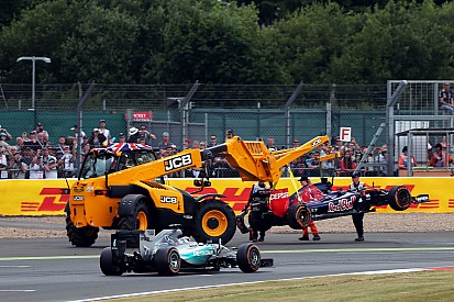 Renault не причастна к сходу Сайнса