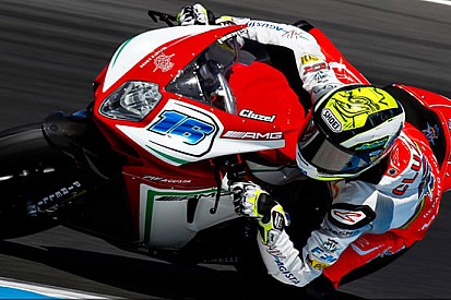 Jules Cluzel batte Sofuoglu e centra la pole