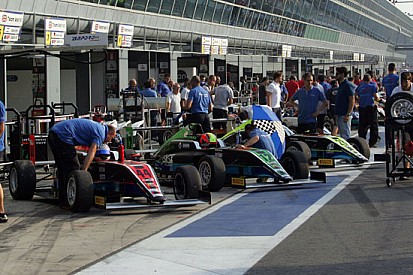 Confermati sette round nel calendario 2015