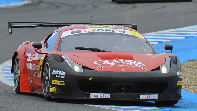 Alti e bassi per Roda a Jerez, ma guida ancora la GTS